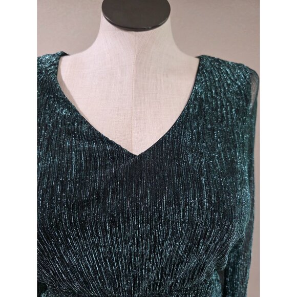 Shimmery Green Long Sleeve V-Neck Tiered Midi Dress XL Maurices - Picture 4 of 12